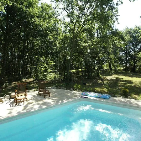 בקתה Serene Chalet In Montricoux With Swimming Pool Bruniquel
