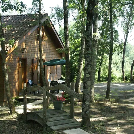 בקתה Serene Chalet In Montricoux With Swimming Pool *